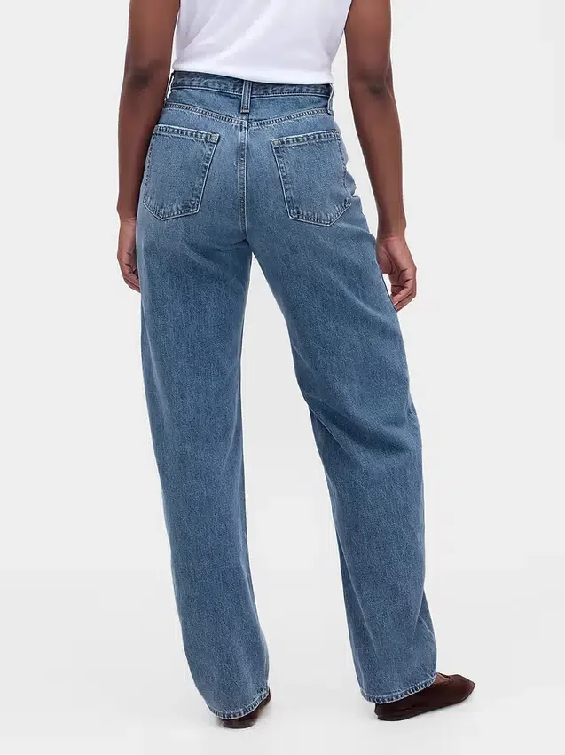 Jeans a zampa alta per taglie curvy