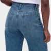 Jeans a zampa alta per taglie curvy
