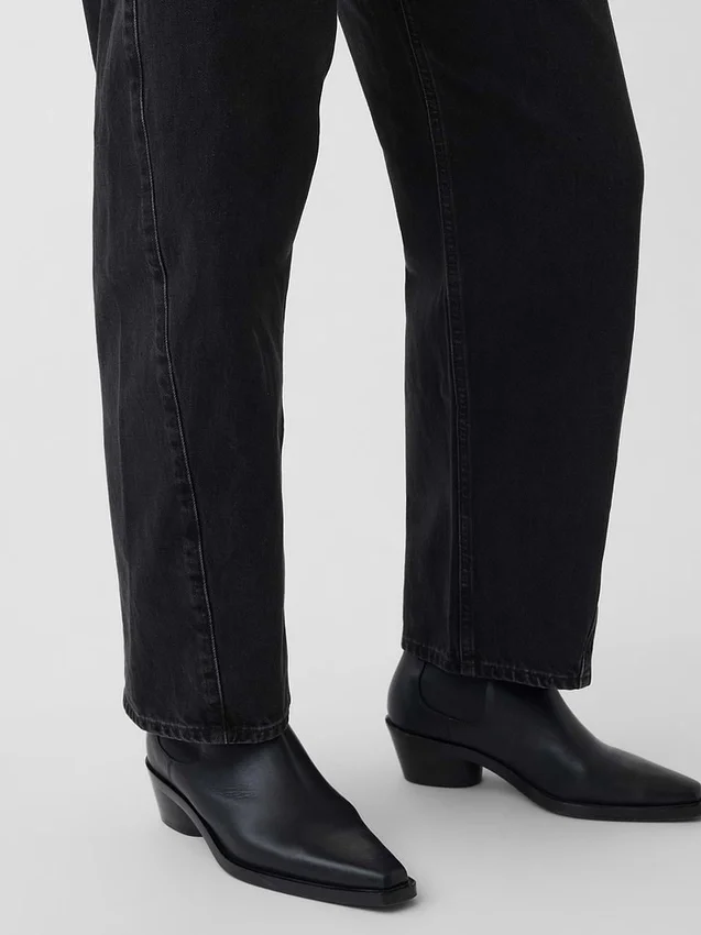 Jeans a zampa alta per taglie curvy