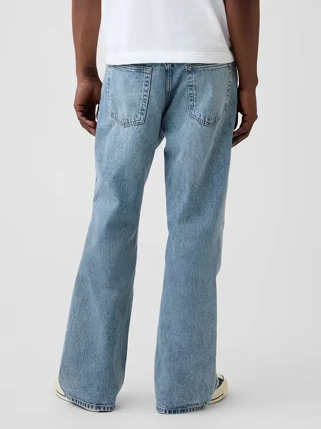 Jeans a zampa larga