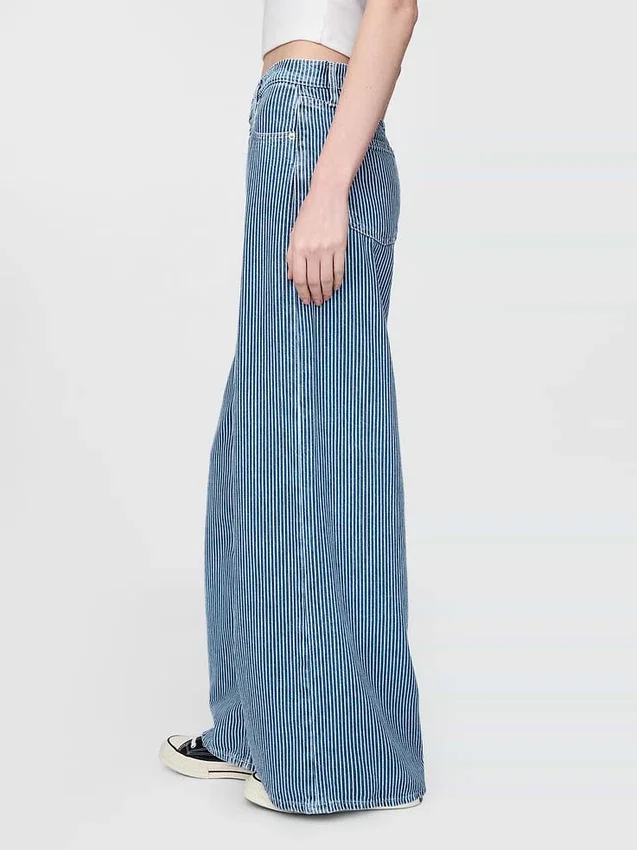 Jeans baggy a vita media in denim ultra morbido a righe