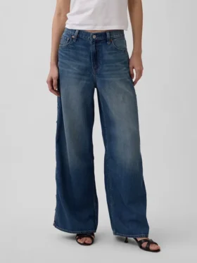 Jeans baggy a vita media, morbidissimi e con borchie