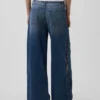 Jeans baggy a vita media, morbidissimi e con borchie