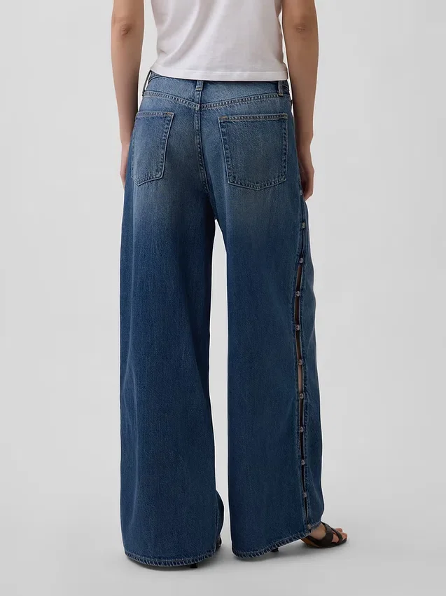 Jeans baggy a vita media, morbidissimi e con borchie