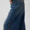 Jeans baggy a vita media, morbidissimi e con borchie