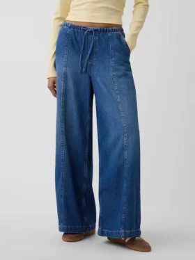 Jeans baggy a vita media, morbidissimi e con cuciture semplici