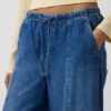 Jeans baggy a vita media, morbidissimi e con cuciture semplici