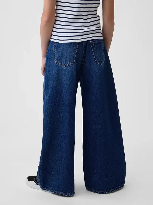 Jeans baggy da bambino a vita bassa con carré frontale