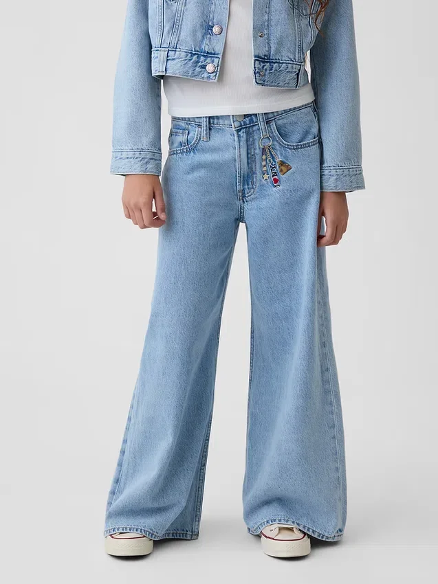 Jeans baggy da bambino a vita bassa con ricamo “I Heart NY”