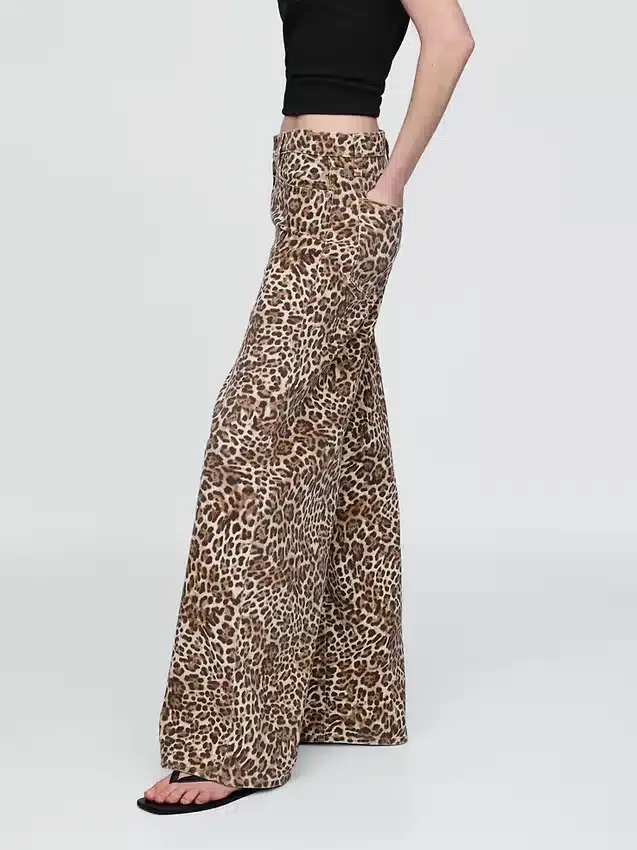 Jeans baggy leopardati ultra morbidi a vita media