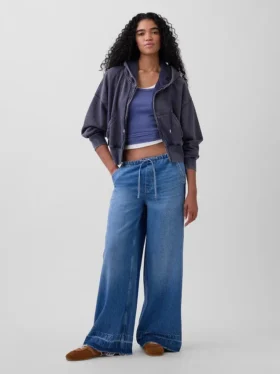 Jeans baggy morbidi a vita media