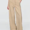 Jeans baggy morbidi a vita media