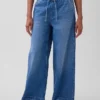 Jeans baggy morbidi a vita media