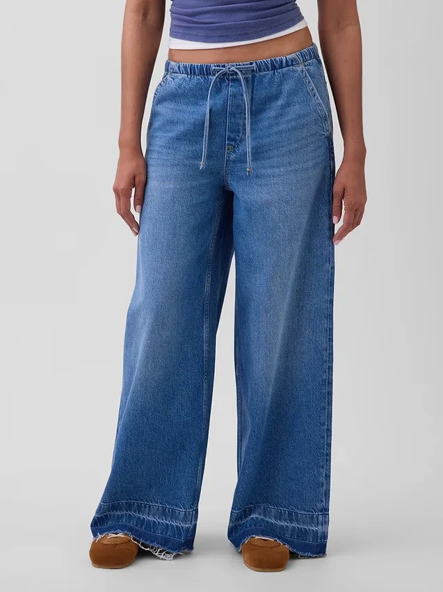 Jeans baggy morbidi a vita media