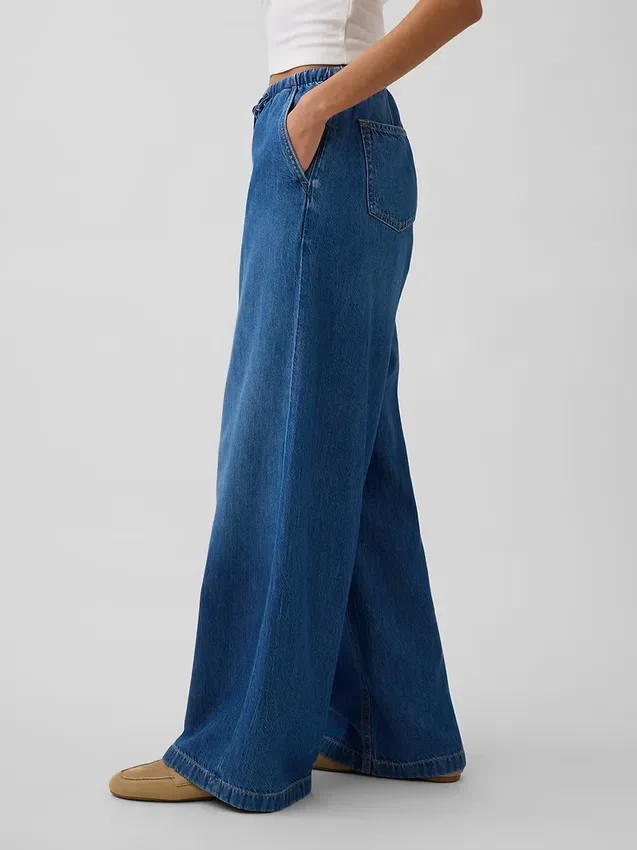 Jeans baggy morbidi a vita media