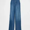 Jeans baggy morbidi a vita media