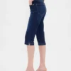 Jeans capri a vita alta e taglio corto