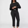 Jeans capri a vita alta e taglio corto
