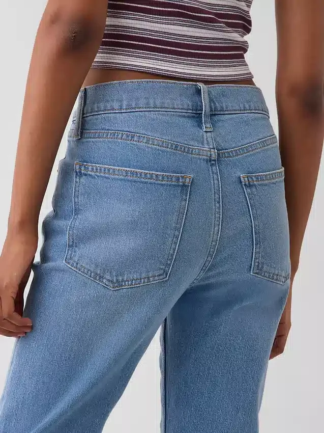 Jeans cropped a vita alta, slim e dritti in stile anni '90
