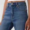 Jeans cropped a vita alta, slim e dritti in stile anni '90