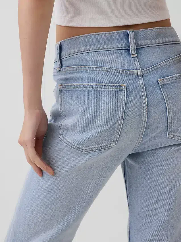 Jeans cropped a vita alta, slim e dritti in stile anni '90