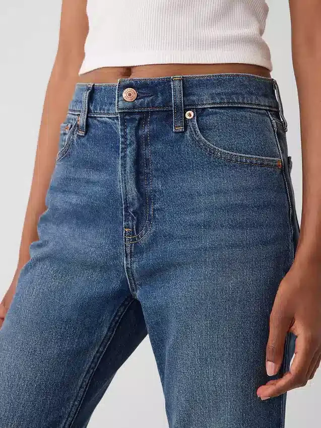 Jeans cropped a vita alta, slim e dritti in stile anni '90