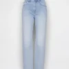 Jeans cropped a vita alta, slim e dritti in stile anni '90