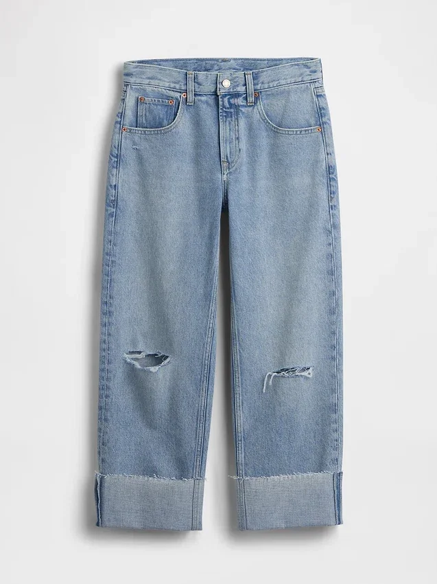 Jeans cropped a vita bassa e dal taglio morbido