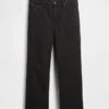 Jeans cropped a vita bassa e dal taglio morbido
