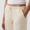 Jeans cropped a vita bassa, morbidi e dal taglio ampio in stile anni ’90