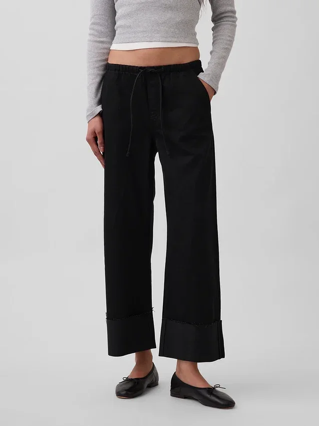 Jeans cropped a vita bassa, morbidissimi e dal taglio ampio in stile anni ’90
