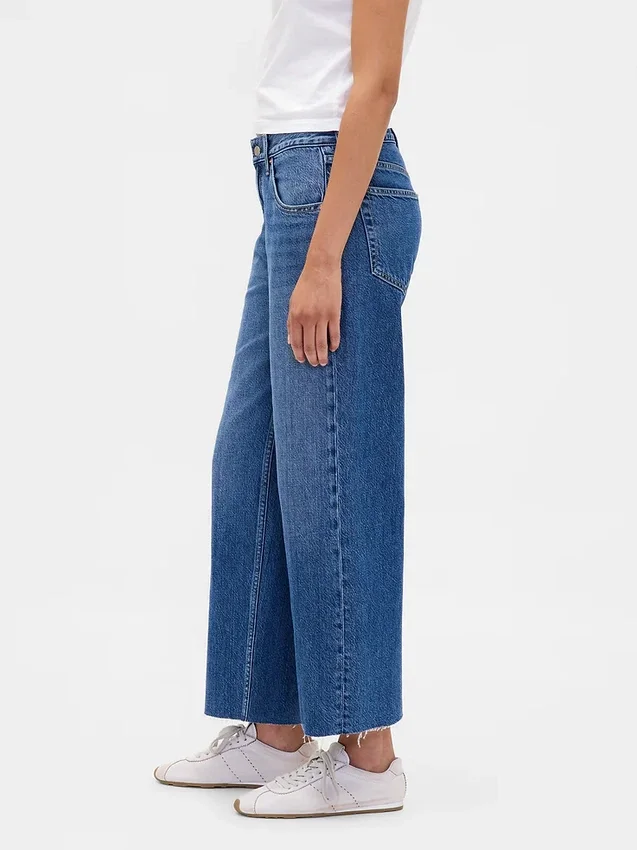 Jeans cropped a vita bassa, ultra morbidi e dal taglio rilassato