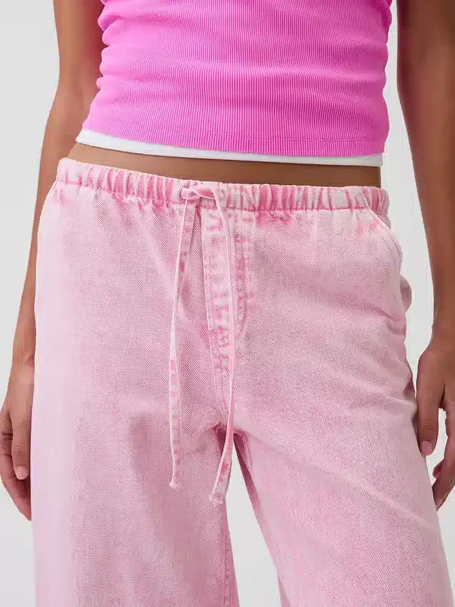 Jeans cropped larghi in stile anni '90 a vita bassa