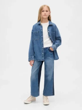 Jeans da bambino a vita alta, gamba larga e lunghezza alla caviglia