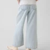 Jeans da bambino a vita alta, gamba larga e lunghezza alla caviglia