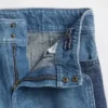 Jeans da bambino a vita alta, gamba larga e lunghezza alla caviglia