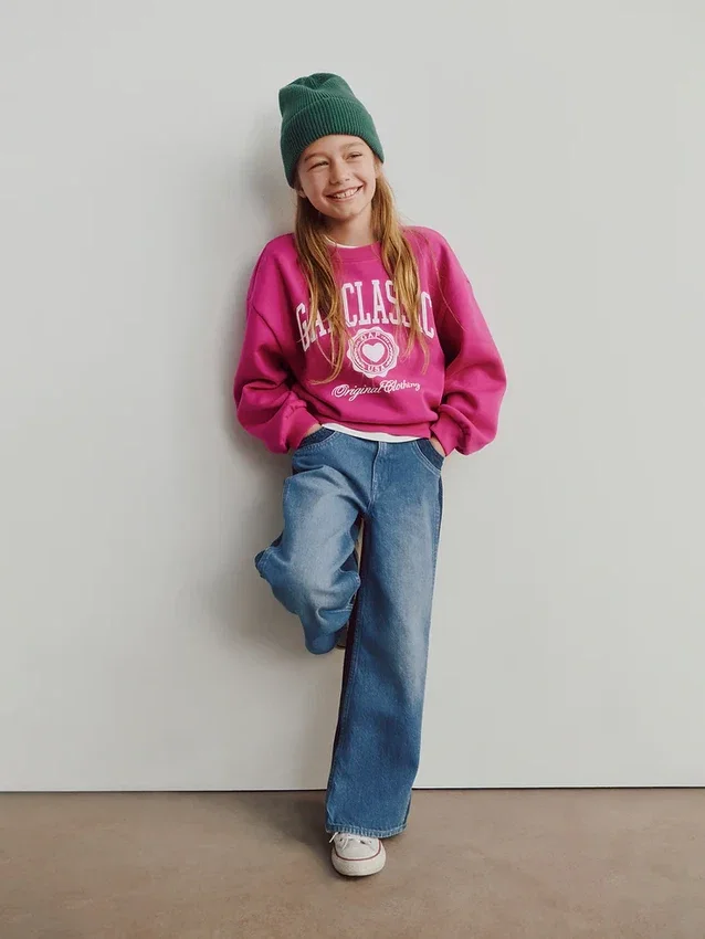 Jeans da bambino a vita alta, gamba larga e lunghezza alla caviglia