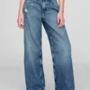 Jeans da bambino a vita bassa, gamba larga