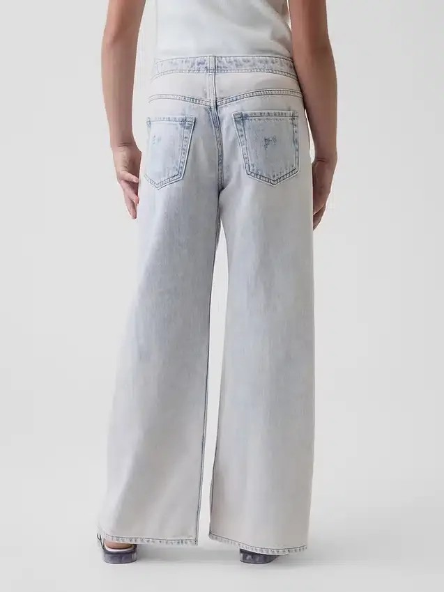Jeans da bambino a vita bassa, gamba larga