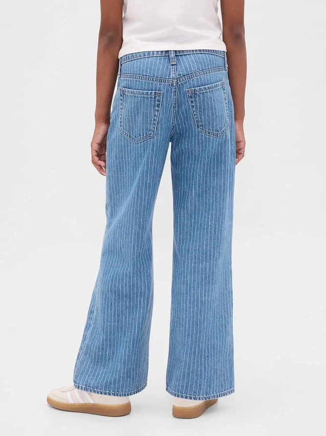 Jeans da bambino a vita bassa, gamba larga