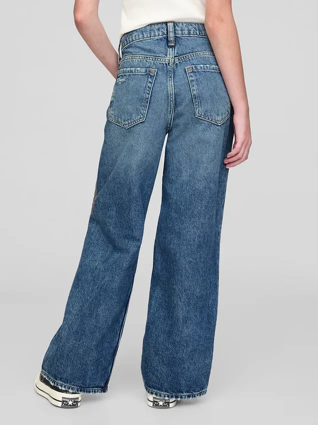Jeans da bambino a vita bassa, gamba larga