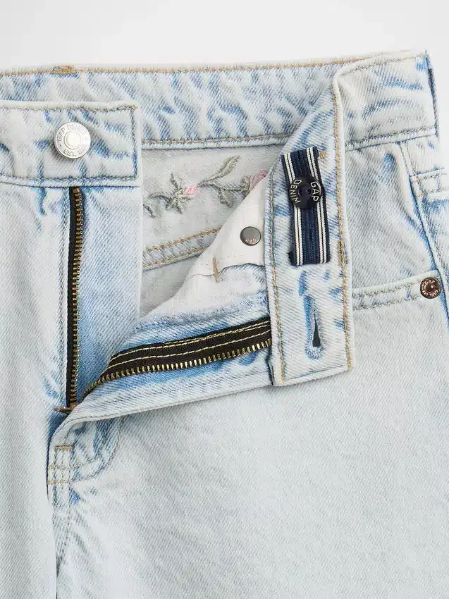 Jeans da bambino a vita bassa, gamba larga