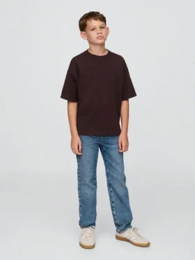 Jeans da bambino dal taglio dritto e morbido