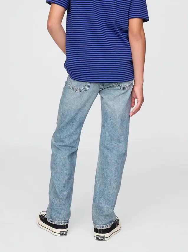 Jeans da bambino dal taglio dritto e morbido