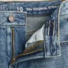 Jeans da bambino dal taglio dritto e morbido