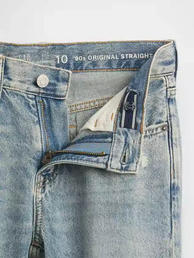 Jeans da bambino dal taglio dritto e morbido