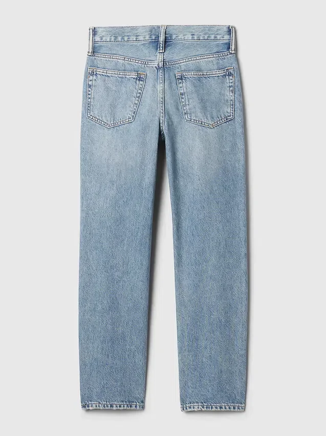 Jeans da bambino dal taglio dritto e morbido