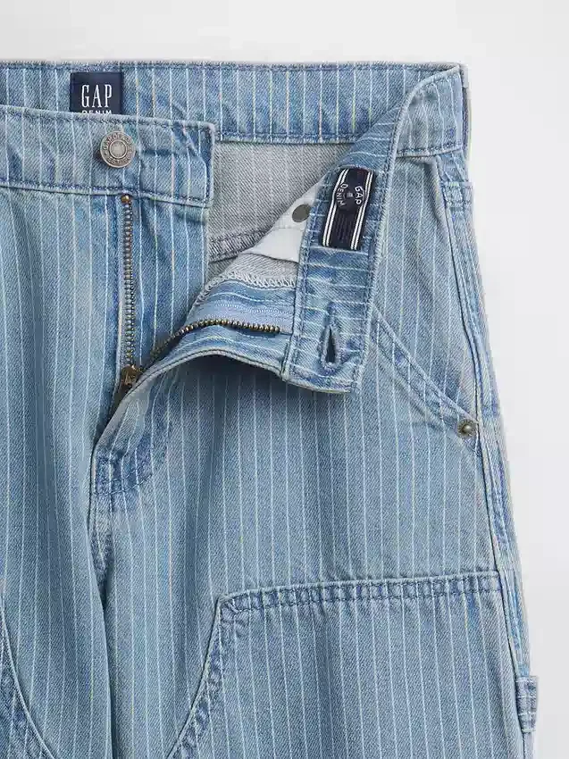 Jeans da carpentiere a righe larghi con rinforzi sulle ginocchia per bambini