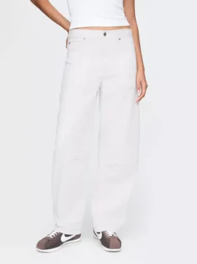 Jeans da carpentiere a vita alta e gamba larga