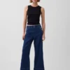 Jeans da marinaio a vita alta, gamba larga e lunghezza alla caviglia